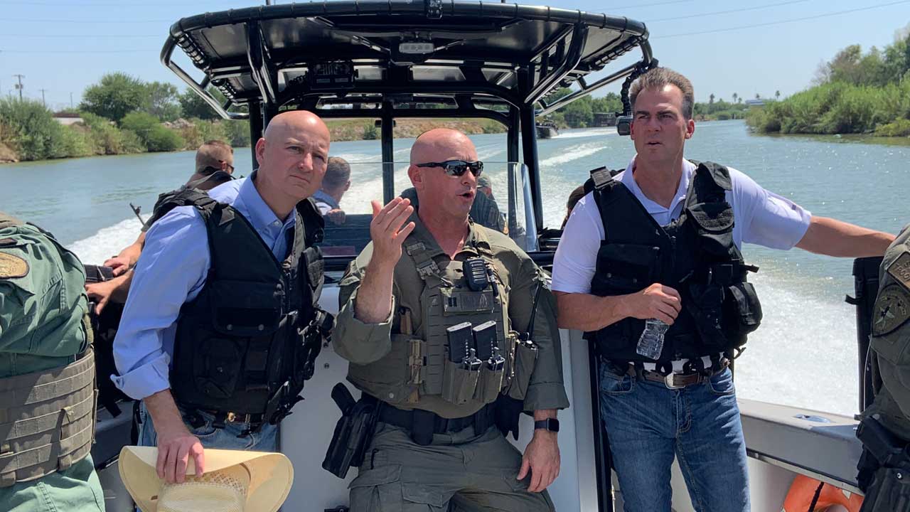 Gov. Stitt Tours Southern Border With Other Republican Governors 