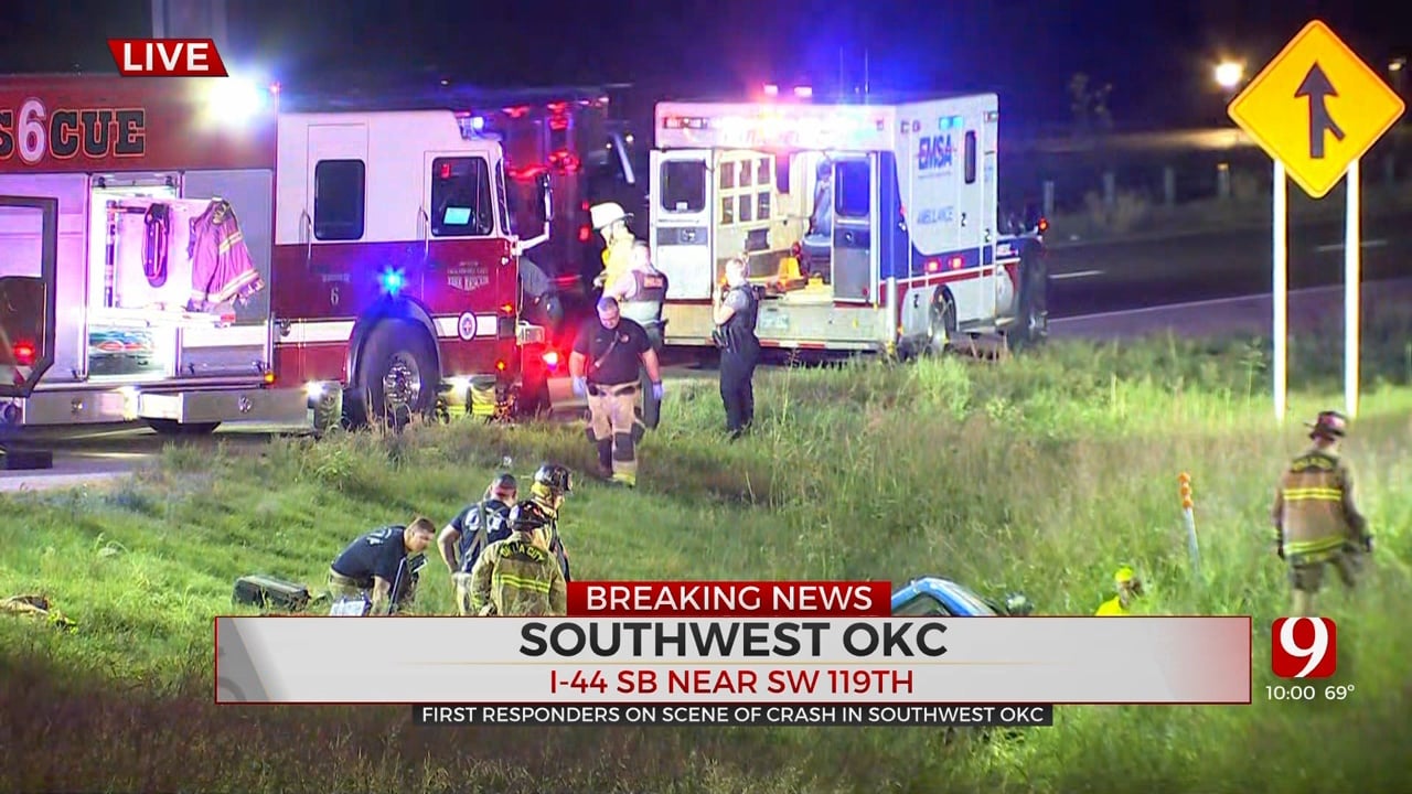 1 Rescued, Taken To Hospital After SW Oklahoma City Crash
