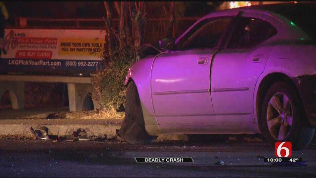 Tulsa Police: Red Light Runner Kills Woman, Runs Away