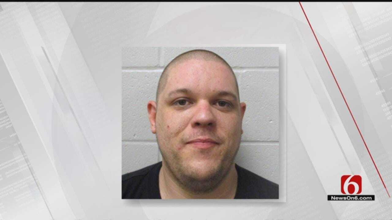 Bartlesville School Shelters In Place As Police Search For Burglary Suspect