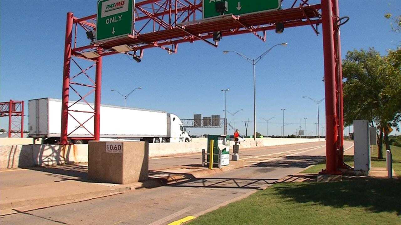 Starting Monday, Turnpike Tolls Increase For Cash Paying Drivers
