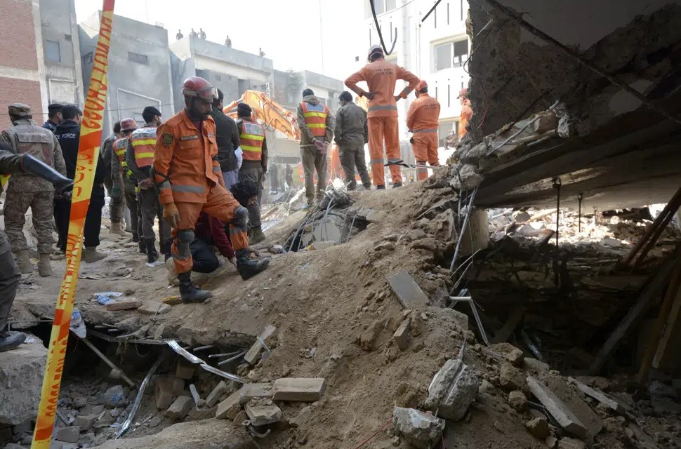 Pakistan Bombing Raises Fears Over Security Breach, 100 Dead