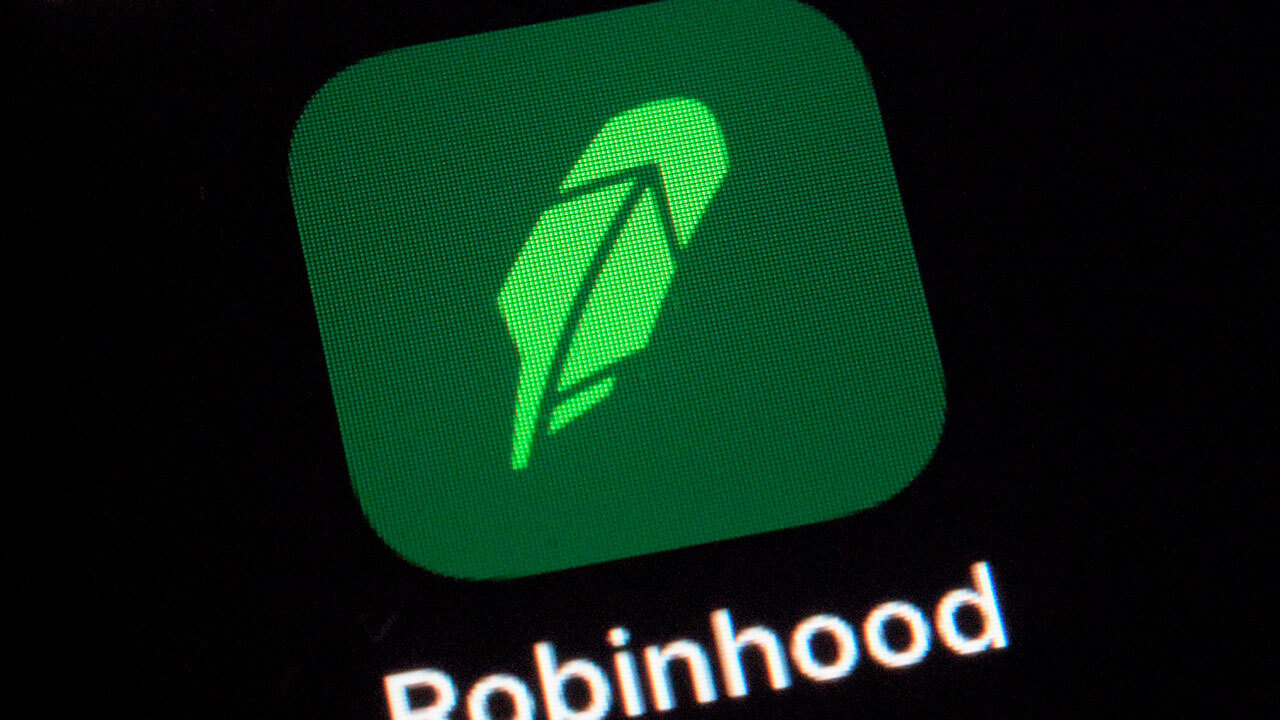Robinhood Hit By Data Breach Exposing Users’ Emails, Names