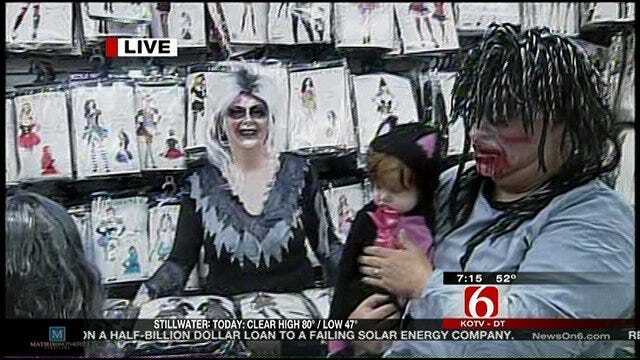 Six In The Morning Checks Out The Hottest Halloween Costumes