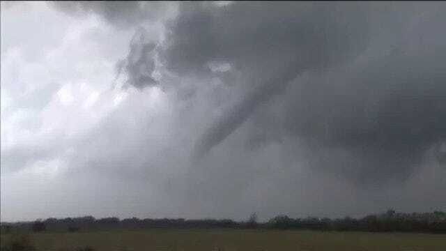 Storm Chasers Capture Video Of Tornadoes In Western Oklahoma