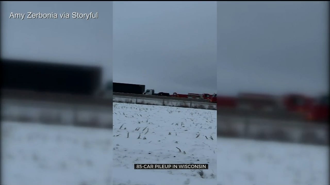 More Than 2 Dozen Hurt In Pileup On Wisconsin Highway