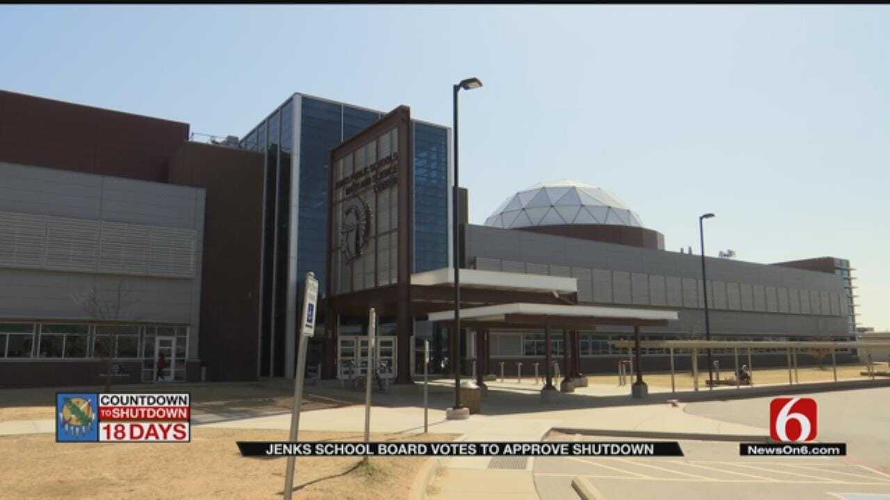 Jenks School Board Approves 10-Day Shutdown