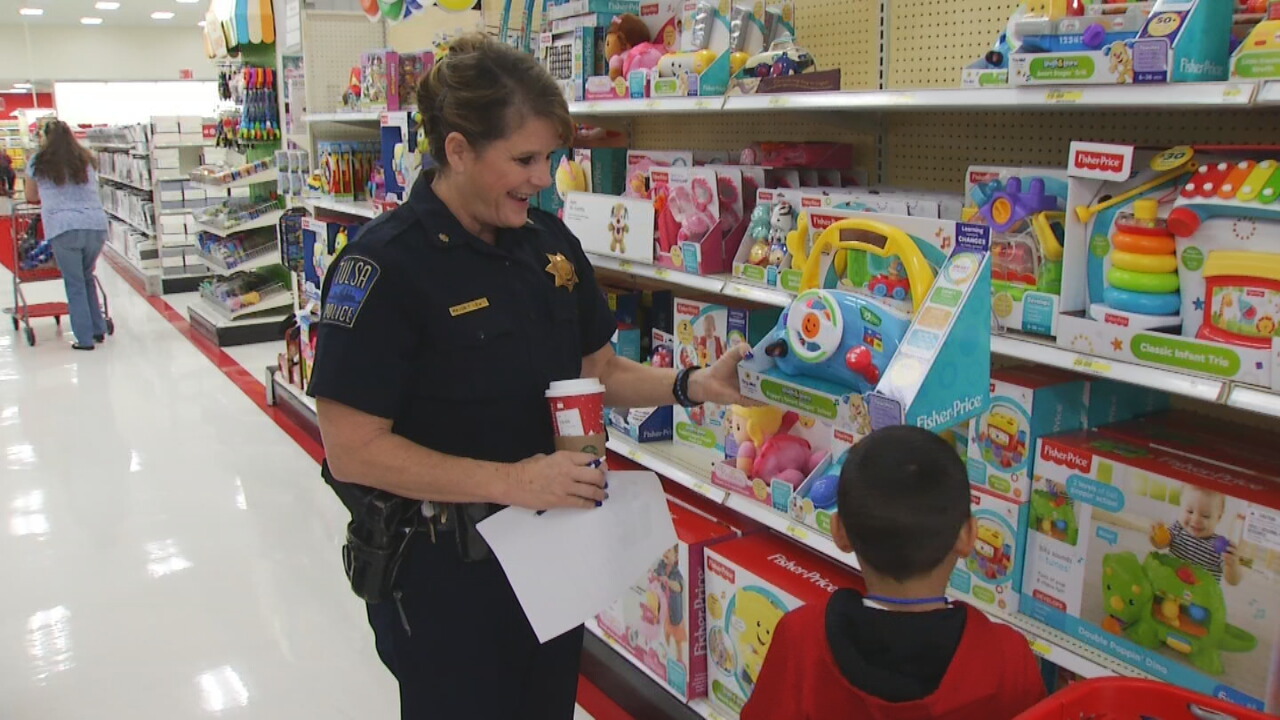 Rotary Club Of Tulsa's 'Shop With A Cop' Event Returns To Make Sure Kids Get A Christmas Gift 