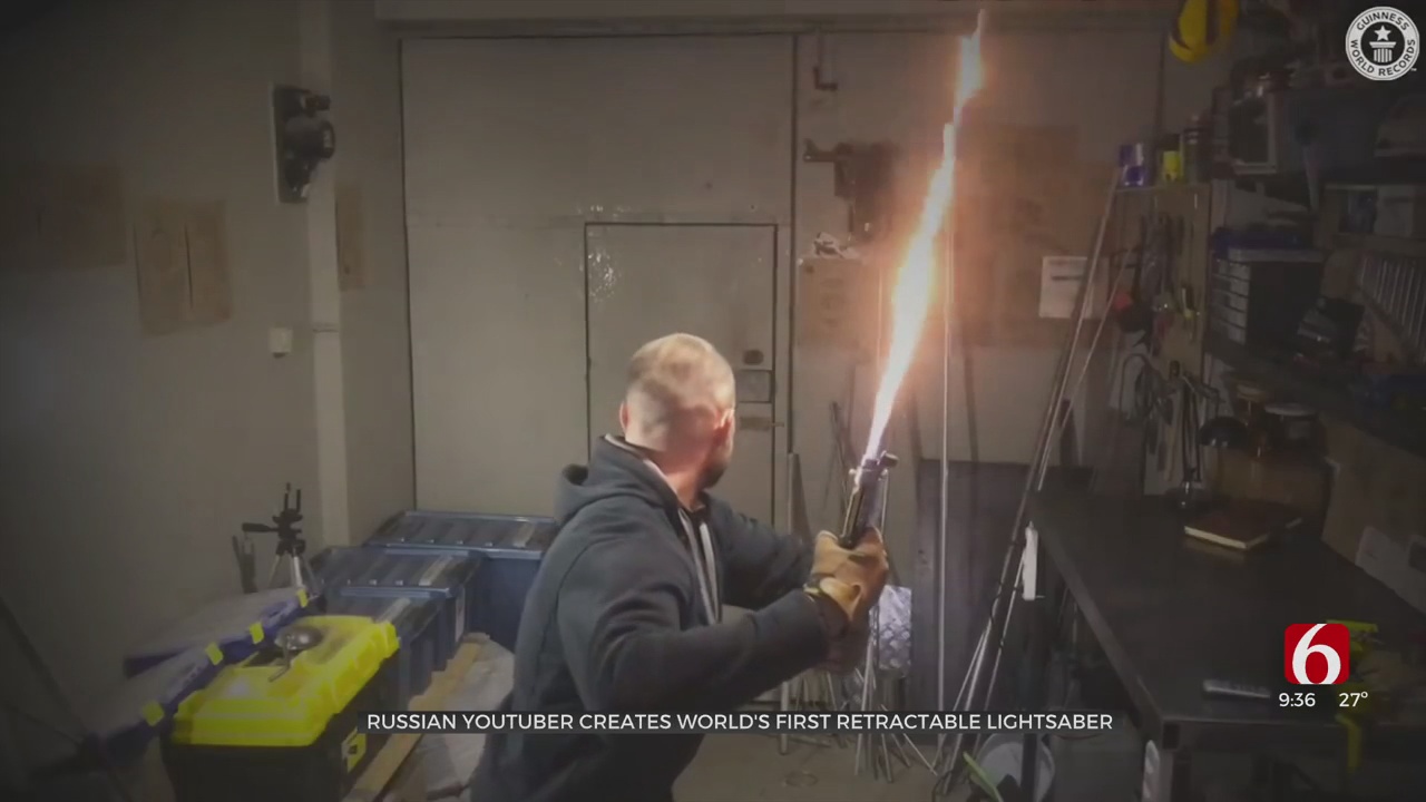 Russian YouTuber Creates World's First Retractable Lightsaber
