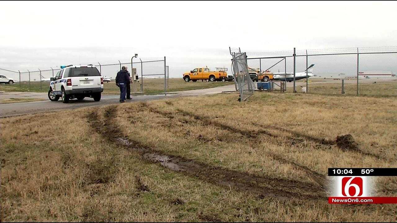 Driver Crashes Through Security Fences At Tulsa International Airport