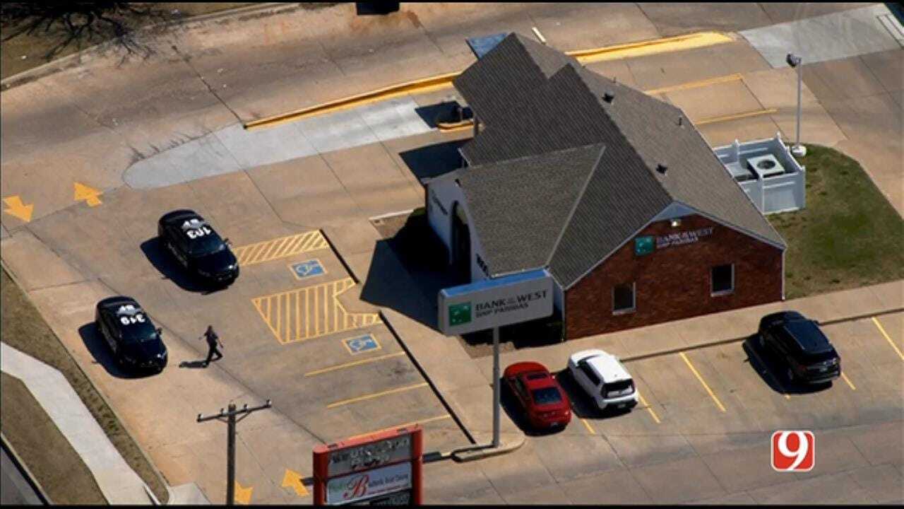 Bob Mills SkyNews 9 Flies Over Suspect Search After Bank Robbery In SW OKC