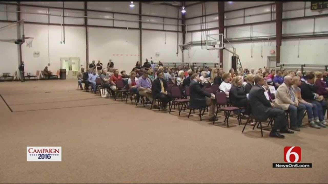 Rogers County Voters Attend Forum To Learn More About 2016 Ballot