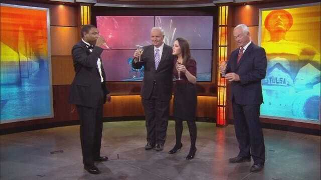 News On 6 Welcomes 2016 With Grape Juice And A Dance