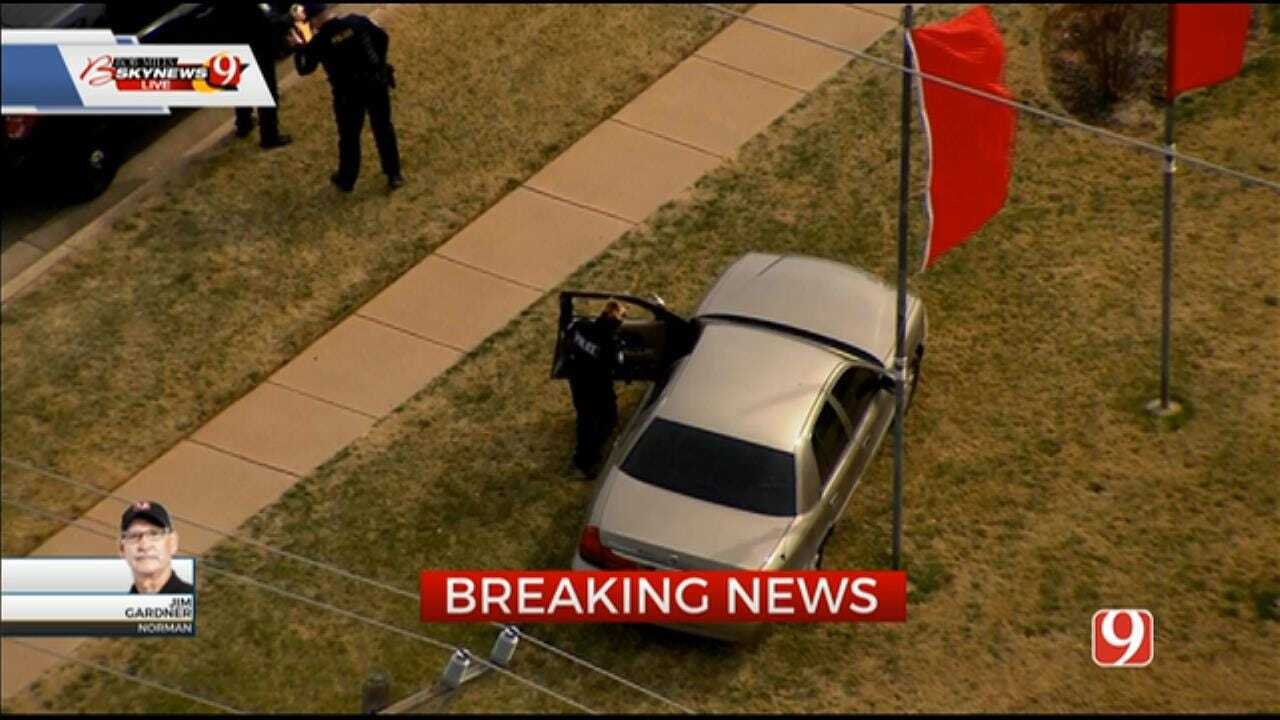1 In Custody After Pursuit From Valley Brook To Norman