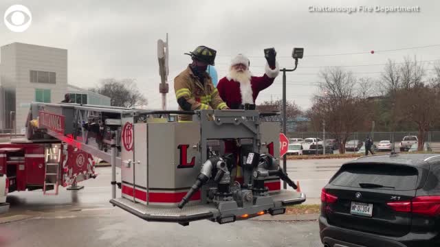 Watch: Fire Department Helps Santa See Children 