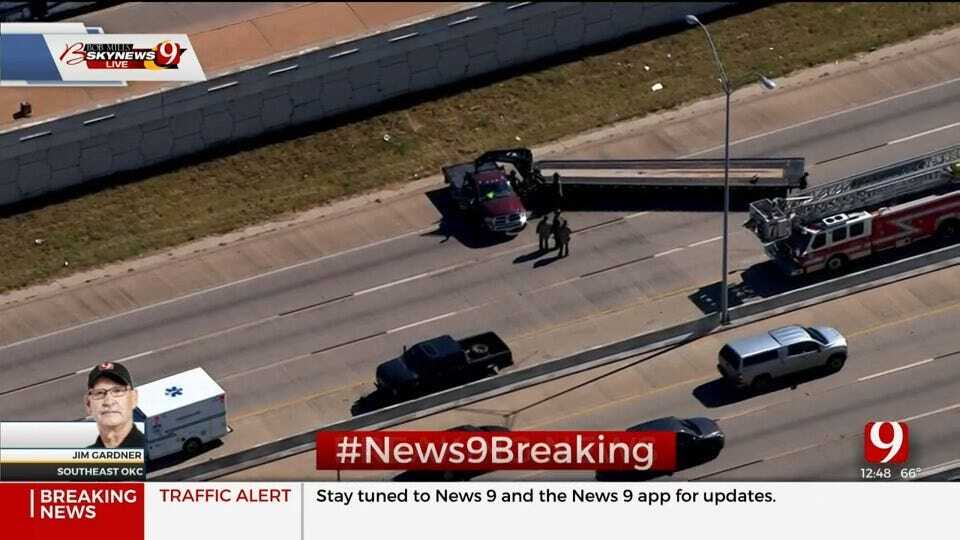 Injury Wreck Shuts Down NB Interstate 35 In S Oklahoma City