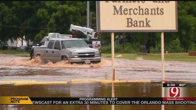Residents Rescued, Homes Flooded In Garvin County