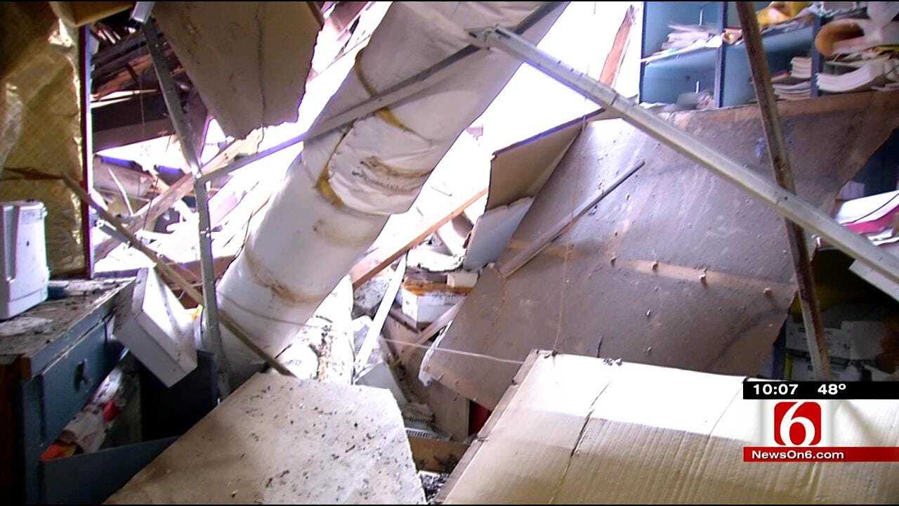 Despite Roof's Collapse, Cleveland's Newspaper Keeps Presses Hot
