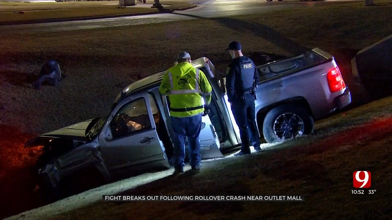 Fight Breaks Out Following Rollover Crash Near Outlet Mall