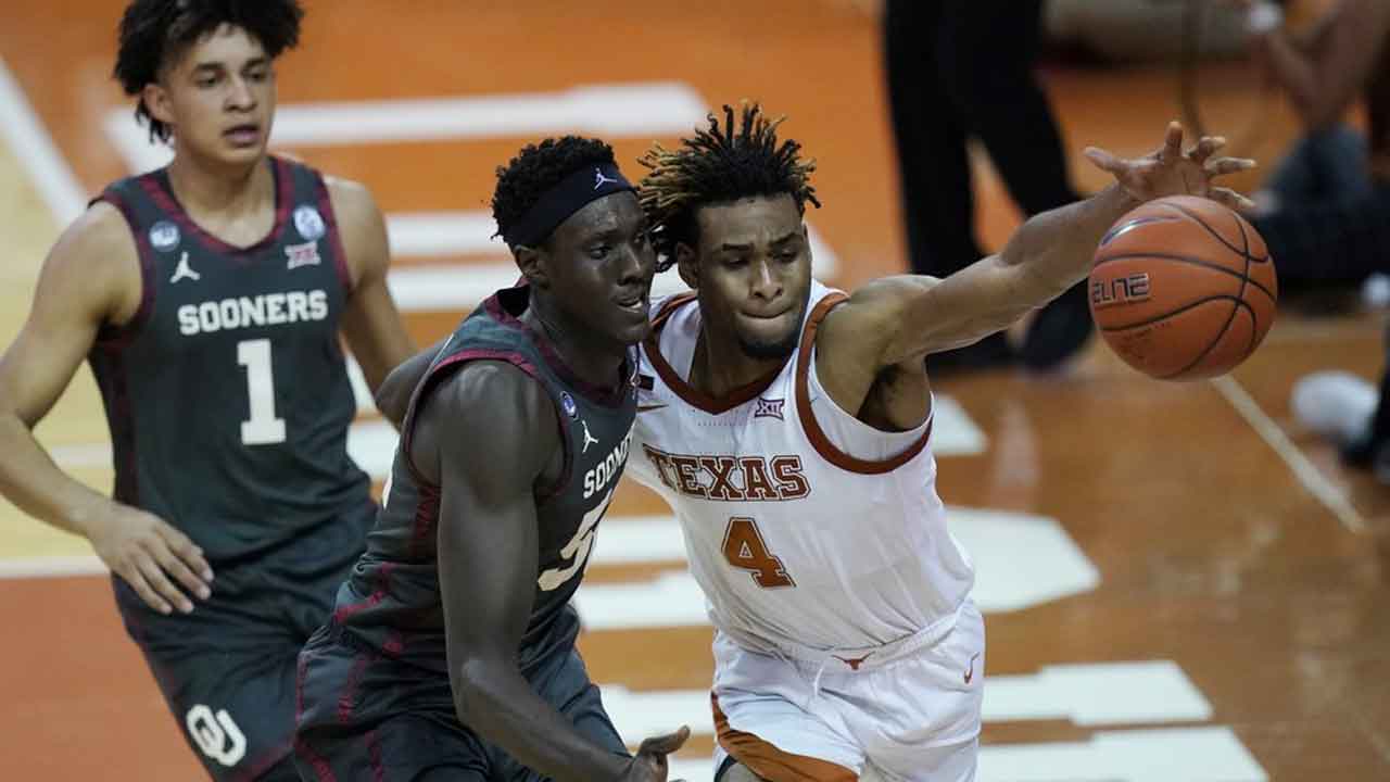 Reaves’ 23 Points, Late FT Lift Oklahoma Over Texas 80-79