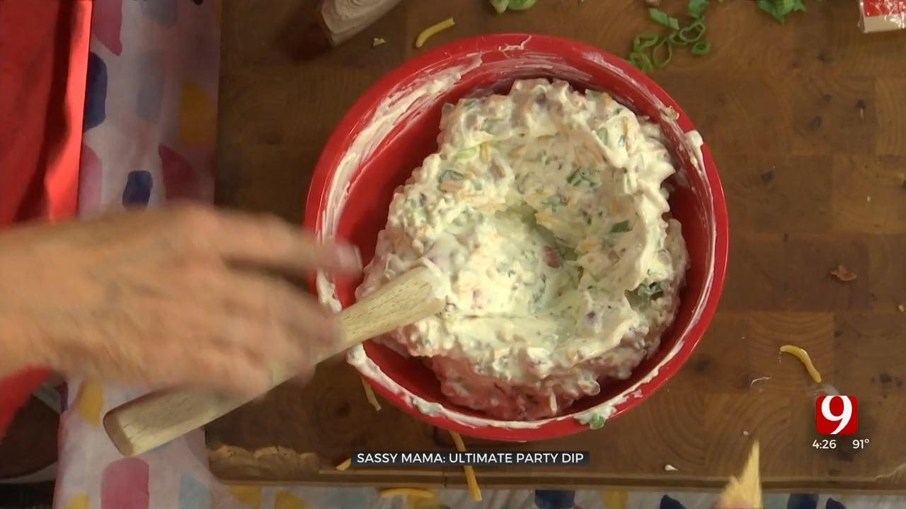 Sassy Mama: Ultimate Party Dip 