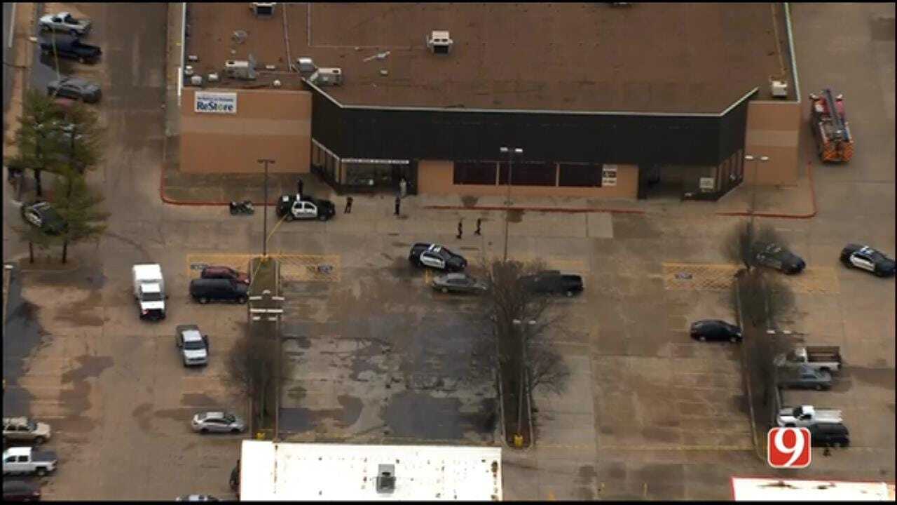 WEB EXTRA: SkyNews 9 Flies Over Officer-Involved Shooting In Norman