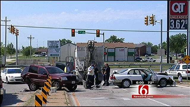 Tulsa Man Helps Police Nab Car Theft Suspects