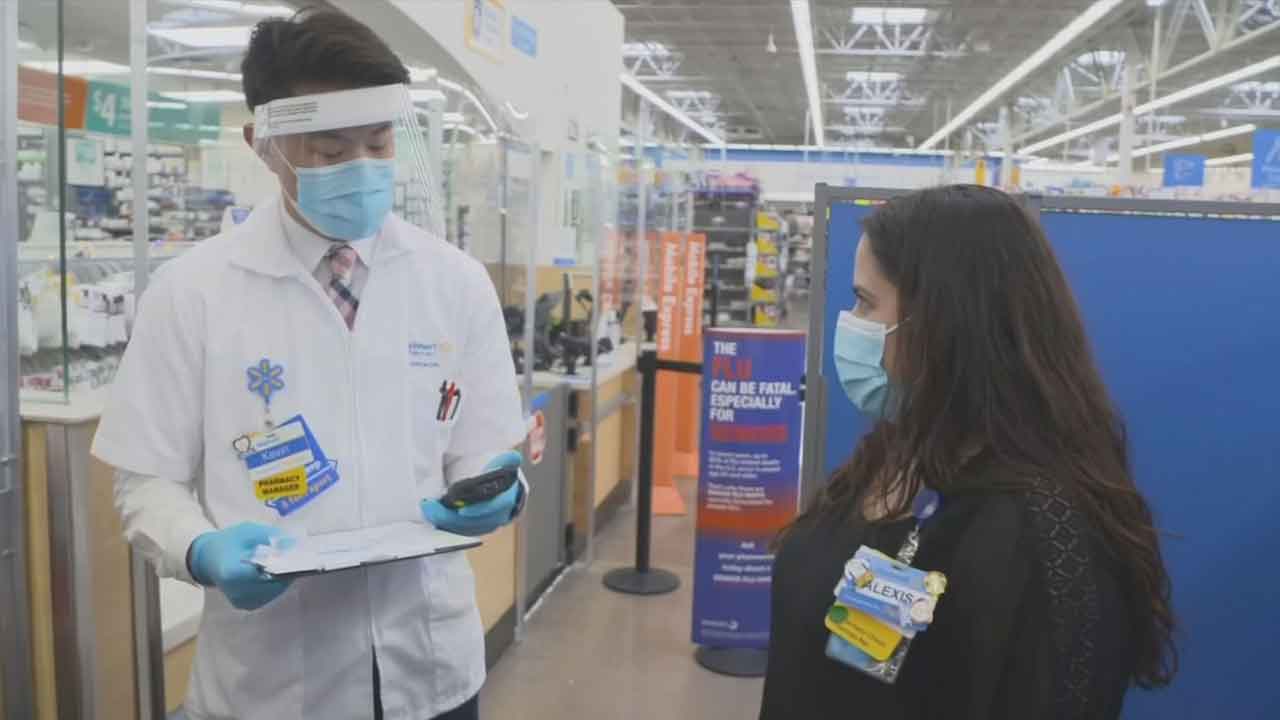 Walmart, Sam’s Club To Begin Administering COVID-19 Vaccines Friday