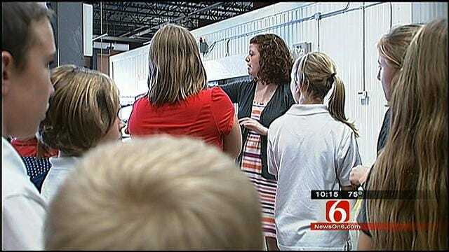 Tulsa Elementary School Students Get Tour Of Community Food Bank