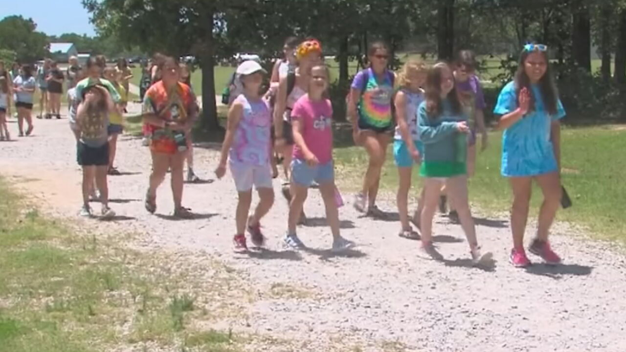 How Summer Camp Programs Help Girls Scouts Learn Life Skills