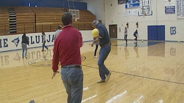 Stan And Jed Have Dodgeball Showdown At Guthrie High School