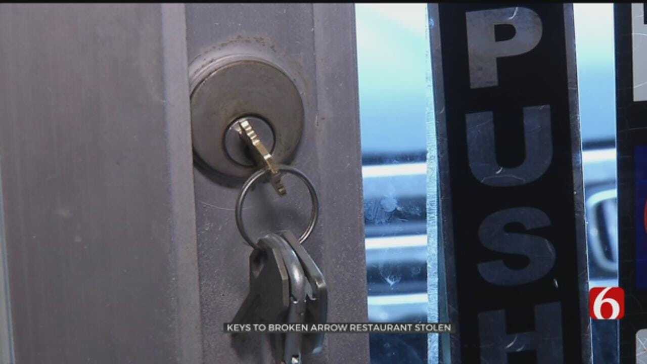 Caught On Camera: Man Steal Keys From Broken Arrow Restaurant