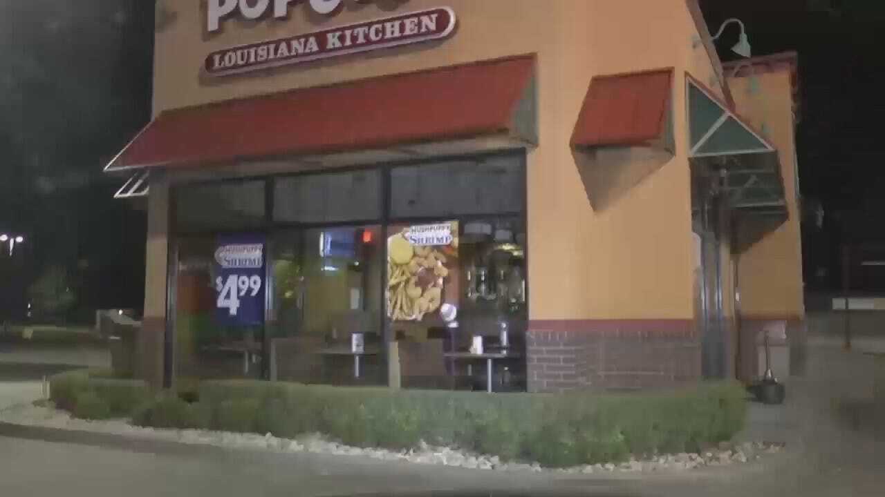 WEB EXTRA: Video From Scene Of Tulsa Restaurant Robbery