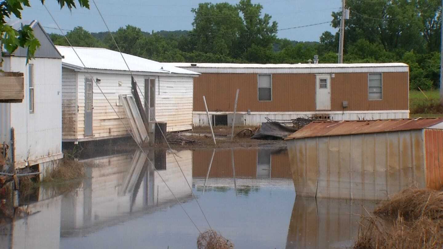 Residents Of Sand Springs Mobile Home Unable To Return Home