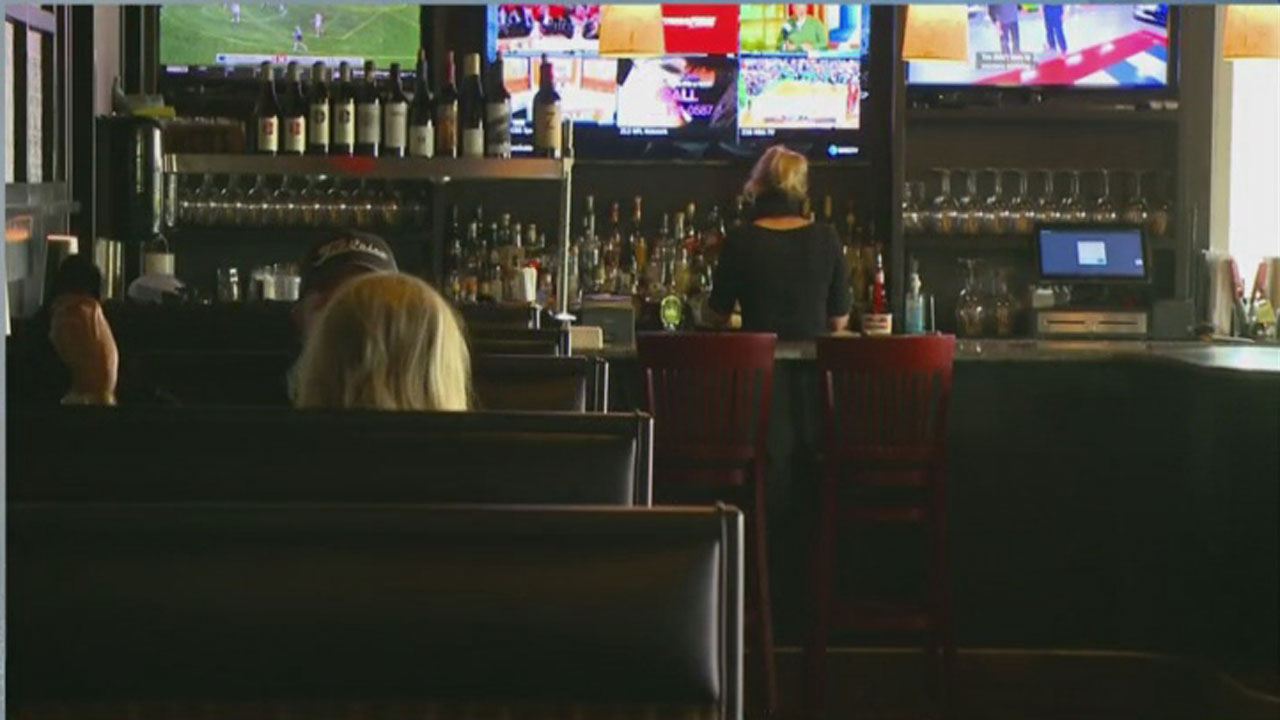 Hearing Delay Means Local Bars Will Be Open New Year's Eve