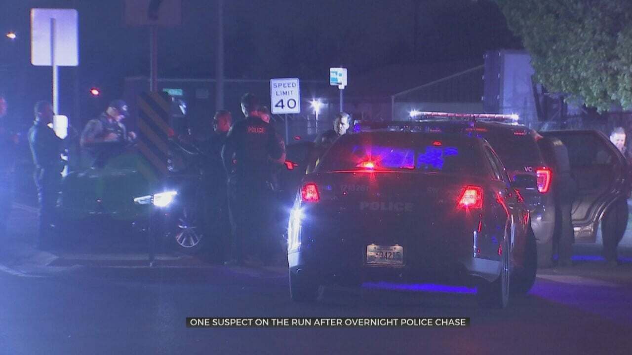 1 Suspect On The Run, 1 In Custody After Overnight Police Chase