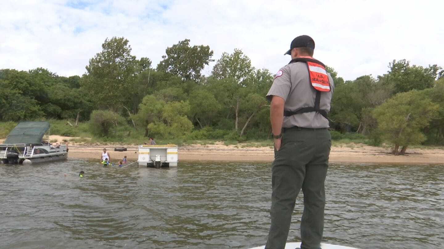 Army Corps Of Engineers Working To Keep Boaters Safe On Labor Day