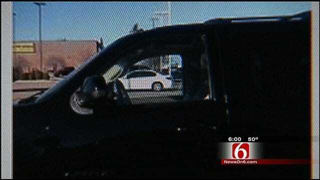 Victim Snaps Photo Of Tulsa Serial Flasher's SUV