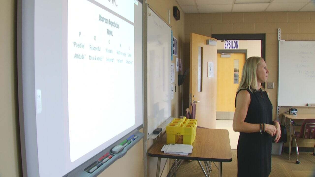Oklahoma Schools Trying To Fill Positions During Staff Shortage