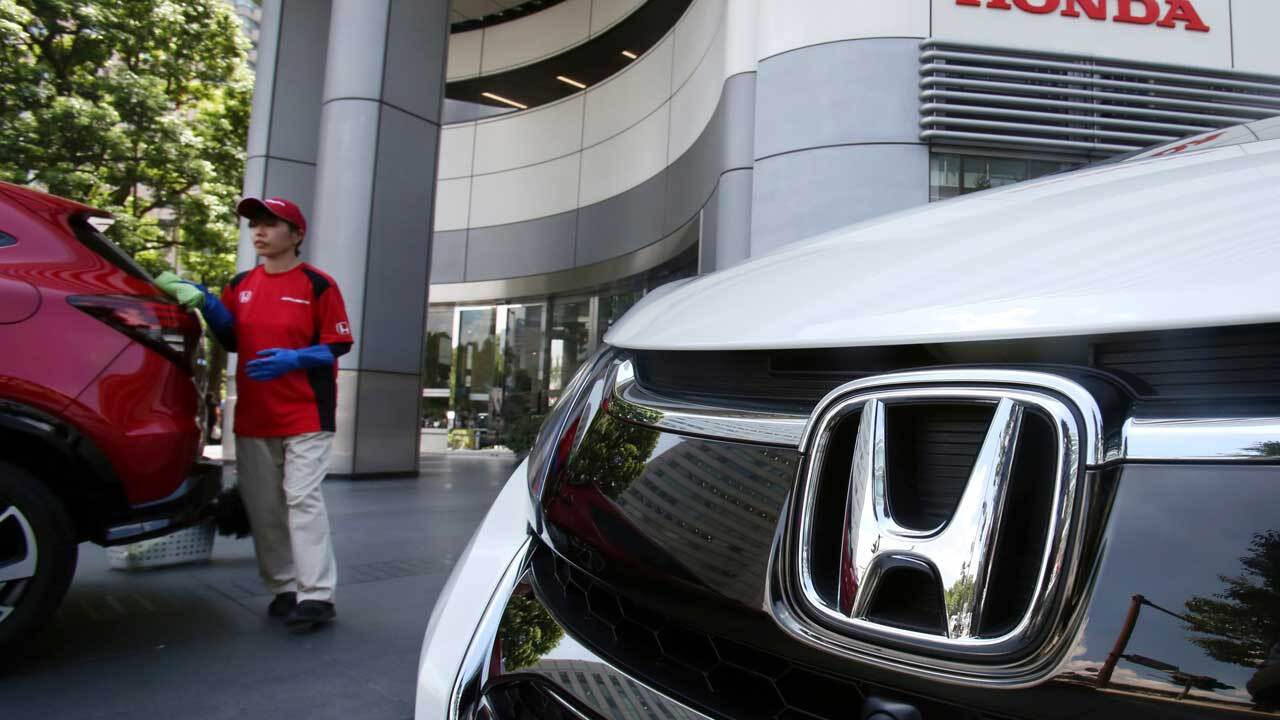 Honda Announces Recall For Over 300,000 Cars Due To Faulty Mirrors