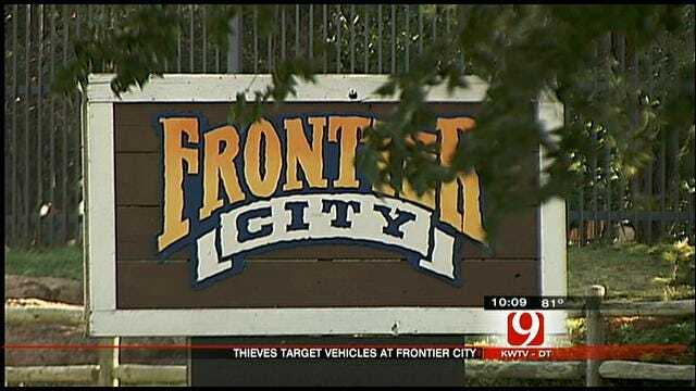Thieves Target Cars At Frontier City