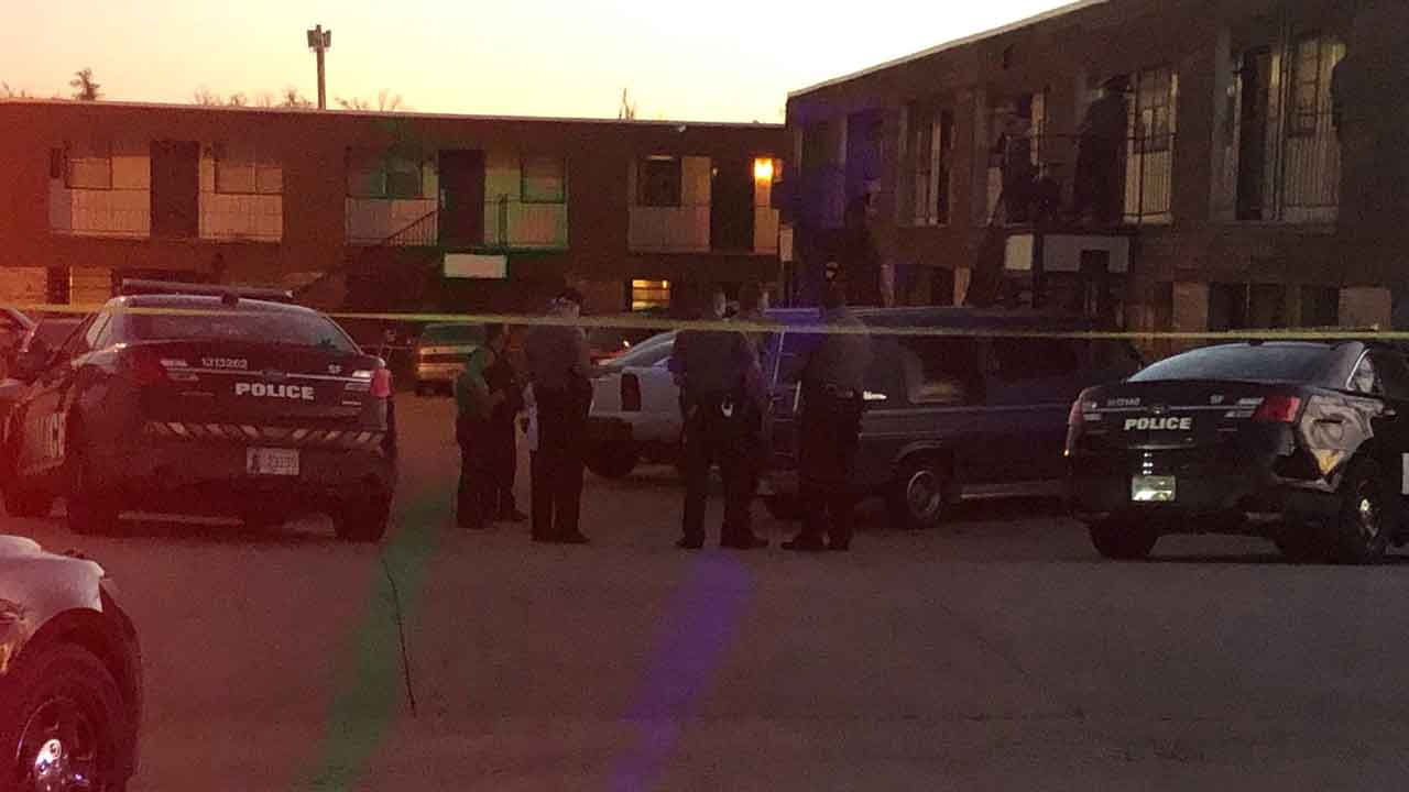 2 Victims Injured After Double Stabbing In SW OKC