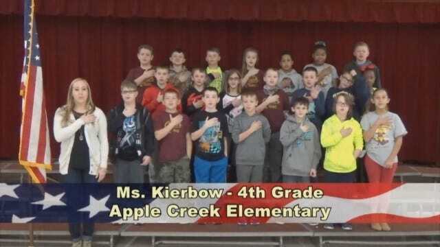 Ms. Kierbow's 4th Grade Class At Apple Creek Elementary