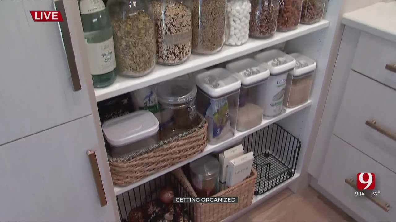 Getting Organized: Tips & Tricks For Organizing You Pantry, Closet