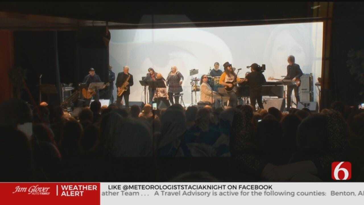 Musicians And Fans Hold Concert In Memory Of Leon Russel