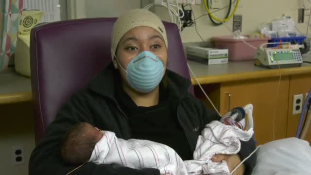Mom Returns Home With Newborn Twins After Recovering From Coronavirus
