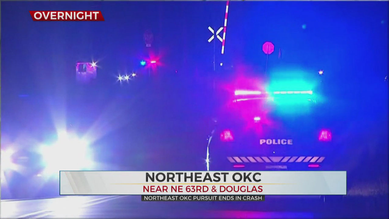 Police Chase In NE OKC Ends In Crash, Suspect On The Run