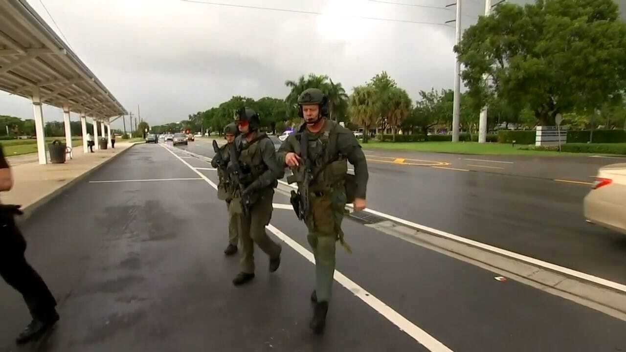 Florida Police: No Active Mall Shooter, 1 With Gunshot Wound