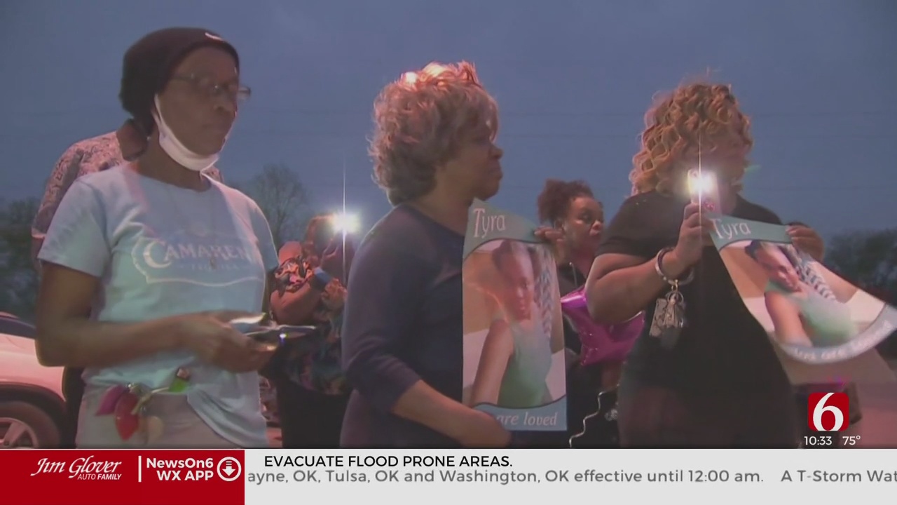 Family, Friends Of Missing Woman Host Candlelight Vigil