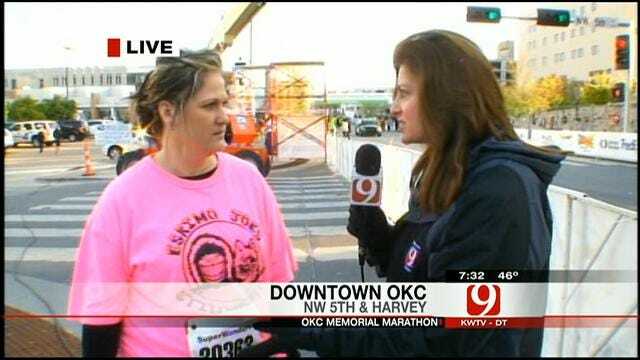 Runners Wear Red Socks To Show Support For Bostom Bombing Victims